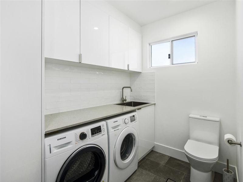 21 Elizabeth Street, Currumbin Waters QLD 4223