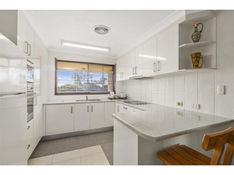 19 Colvillea Court, Palm Beach QLD 4221