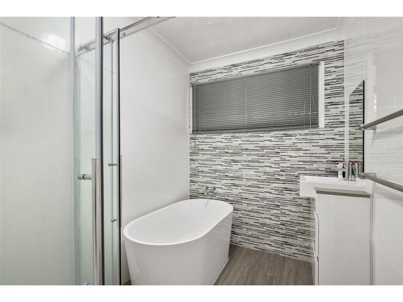 19 Colvillea Court, Palm Beach QLD 4221