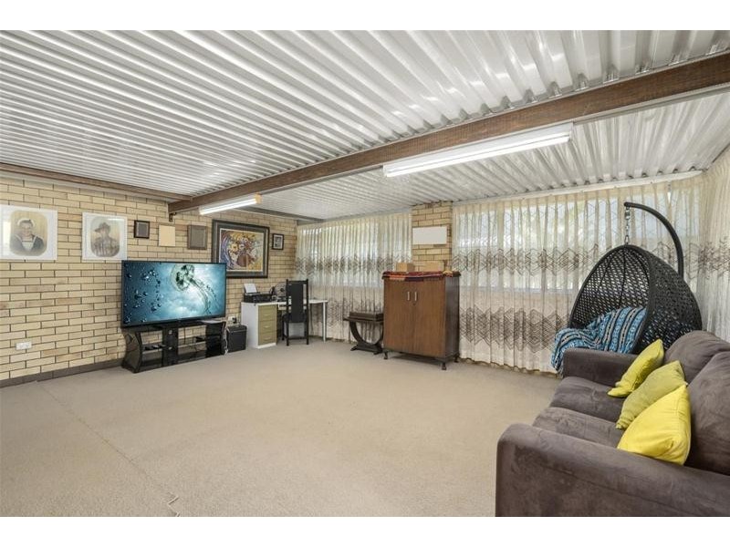 19 Colvillea Court, Palm Beach QLD 4221