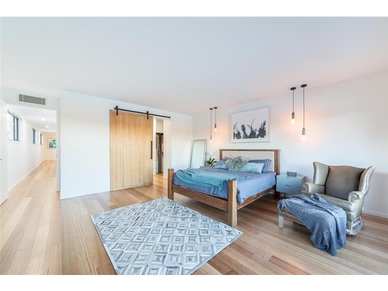 2/9 Diplacus Drive, Palm Beach QLD 4221