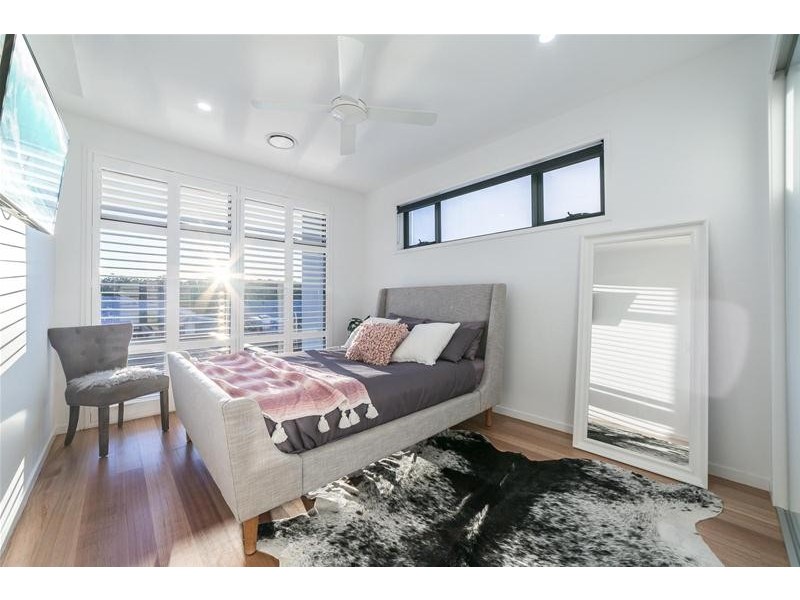 2/9 Diplacus Drive, Palm Beach QLD 4221