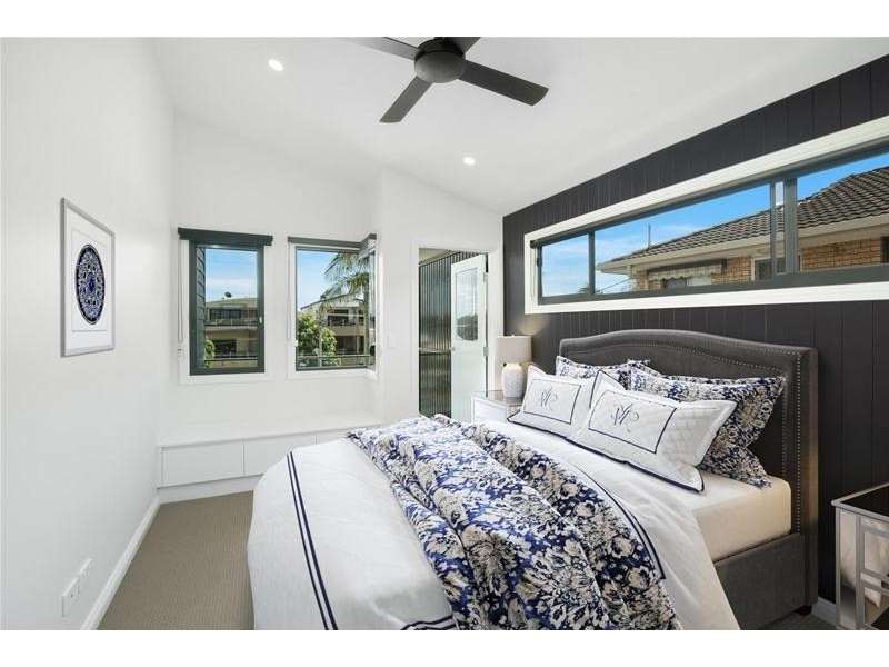 1 & 2/20 Thirteenth Avenue, Palm Beach QLD 4221