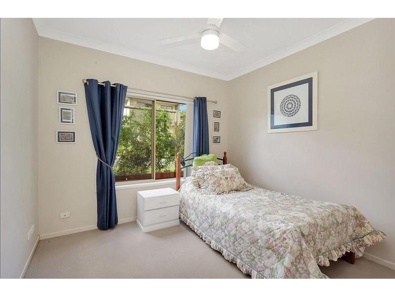 4 Kodiak Drive, Varsity Lakes QLD 4227