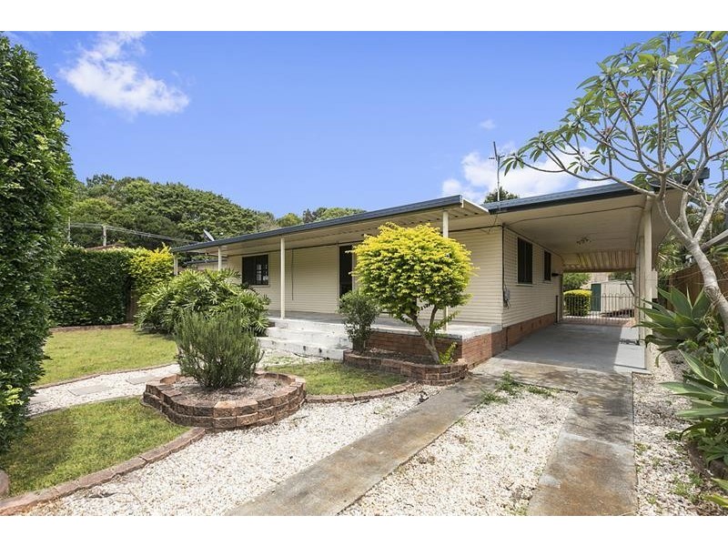 17 Cuba Avenue, Palm Beach QLD 4221