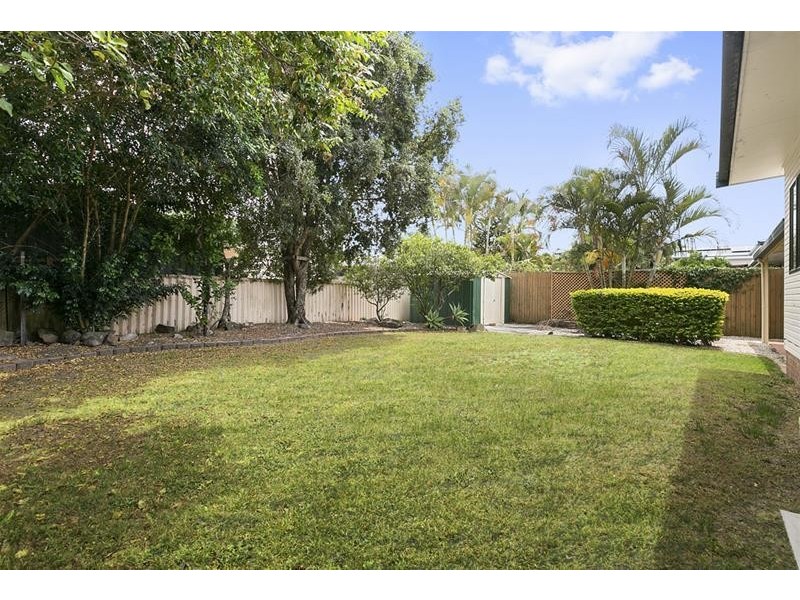 17 Cuba Avenue, Palm Beach QLD 4221