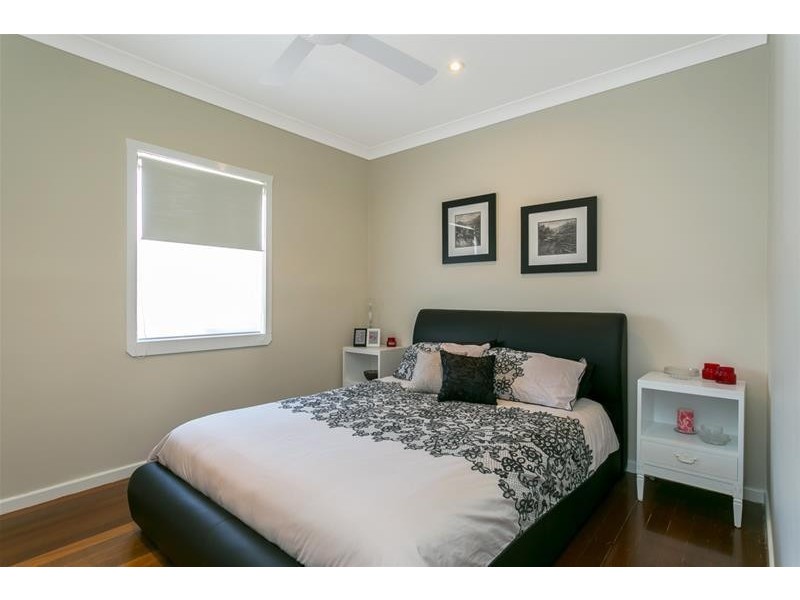 2/28 Twenty Seventh Avenue, Palm Beach QLD 4221