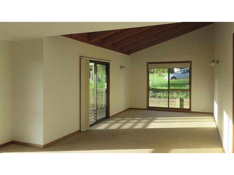 11 Beaumont Court, Currumbin Waters QLD 4223