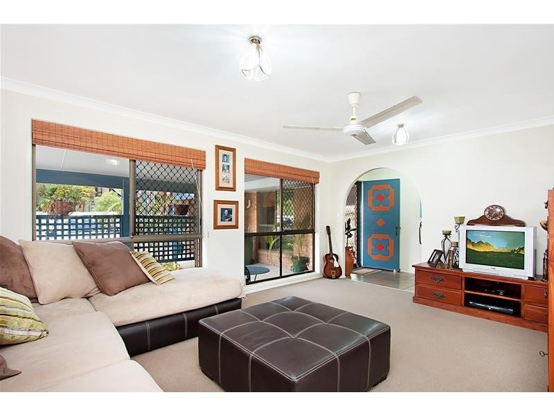 141 Murtha Drive, Elanora QLD 4221