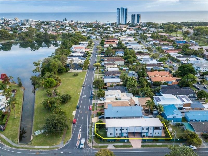2/7 Tahiti Avenue, Palm Beach QLD 4221