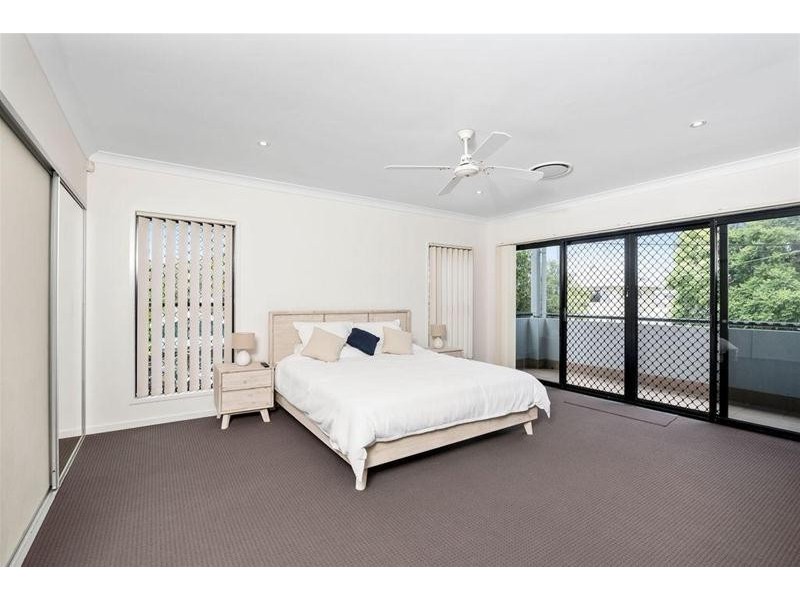 2/7 Tahiti Avenue, Palm Beach QLD 4221