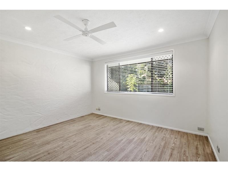 3/2 Mawarra Street, Palm Beach QLD 4221