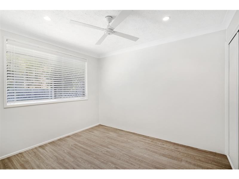 3/2 Mawarra Street, Palm Beach QLD 4221