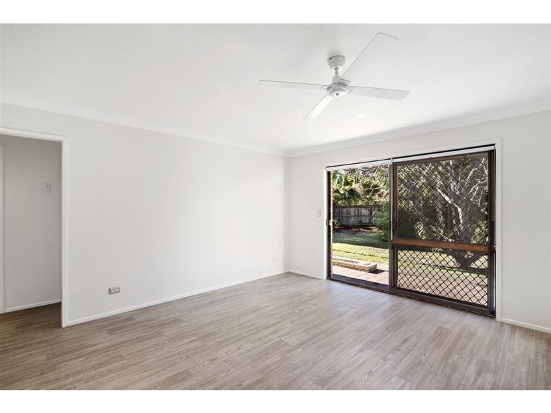 3/2 Mawarra Street, Palm Beach QLD 4221