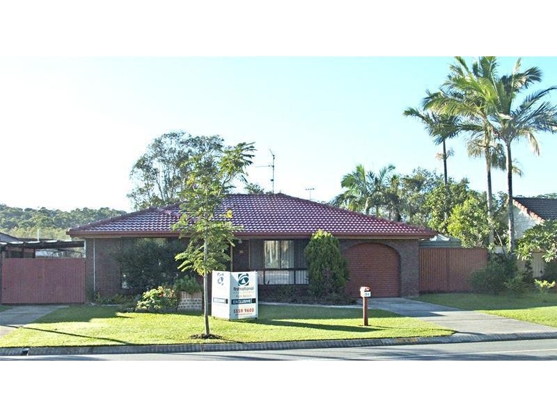 30 Clives Circuit, Currumbin Waters QLD 4223