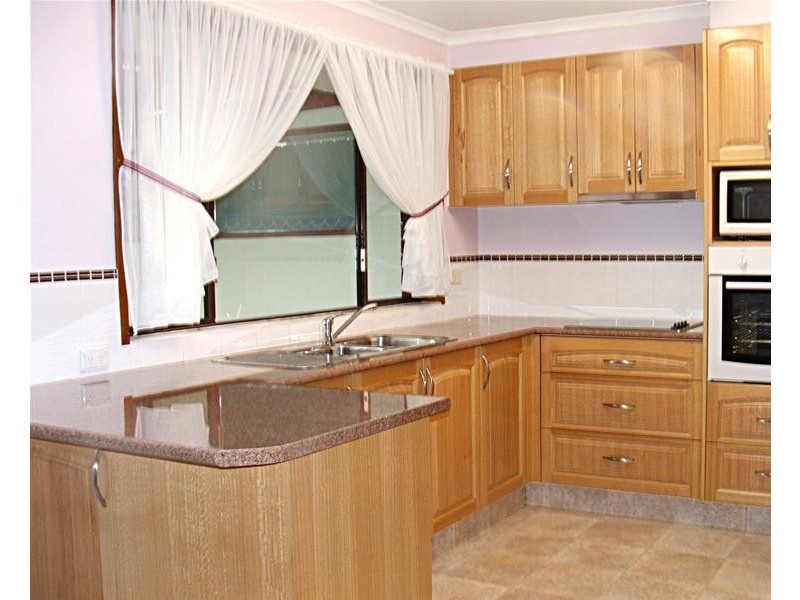 30 Clives Circuit, Currumbin Waters QLD 4223