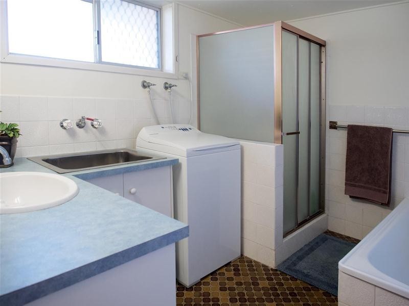 2/3 Hayle Street, Burleigh Heads QLD 4220