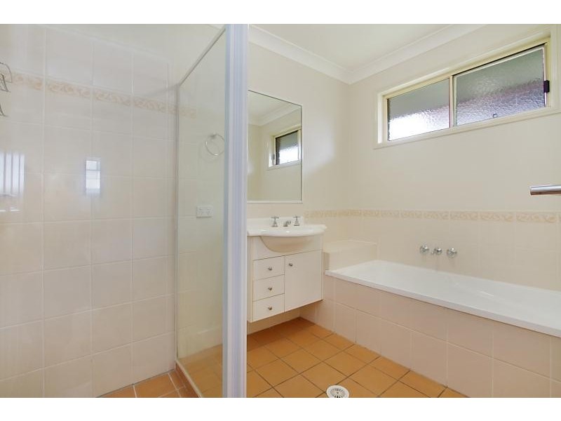 8 Carino Court, Merrimac QLD 4226