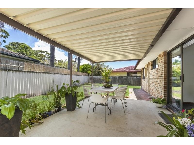 227 Mallawa Drive, Palm Beach QLD 4221