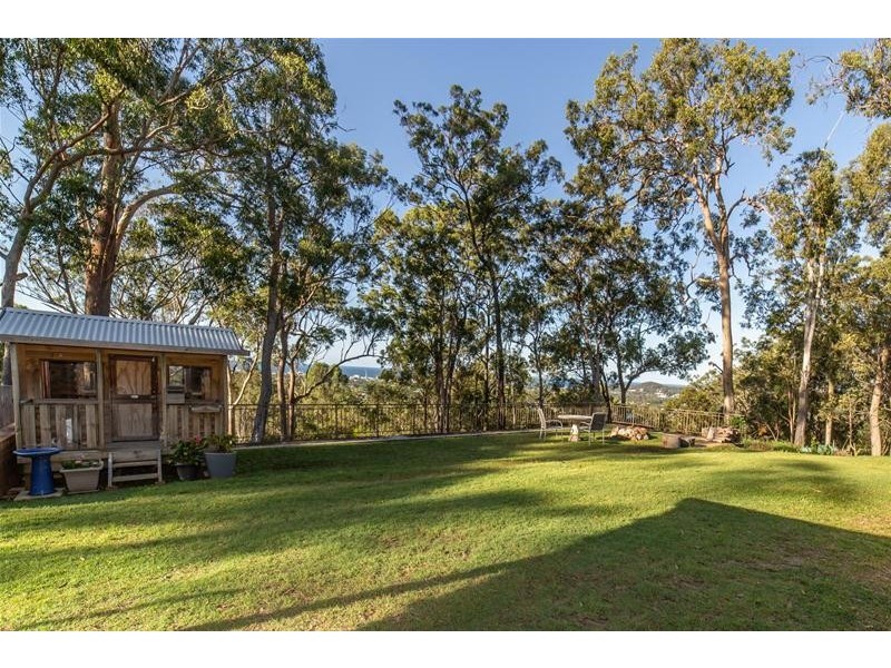 32 Simpsons Road, Currumbin Waters QLD 4223