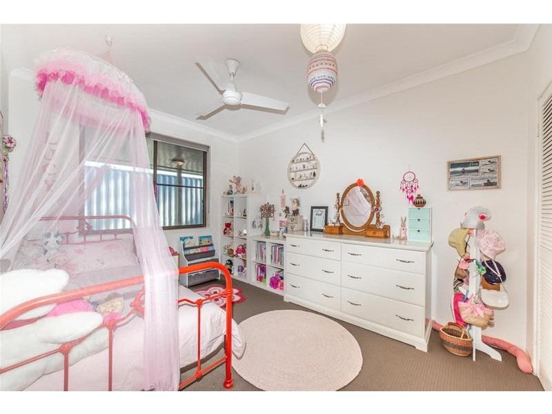 32 Simpsons Road, Currumbin Waters QLD 4223