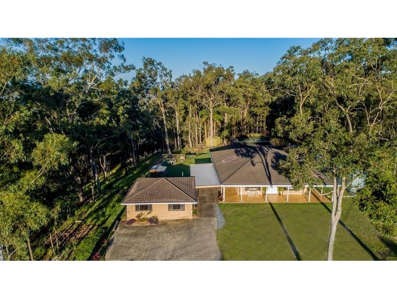 32 Simpsons Road, Currumbin Waters QLD 4223