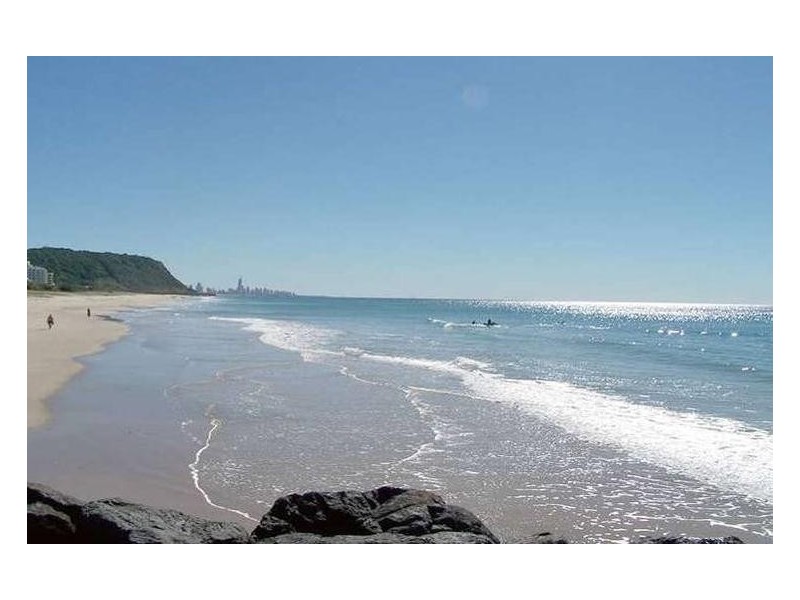 3/3 Rolan Court, Palm Beach QLD 4221