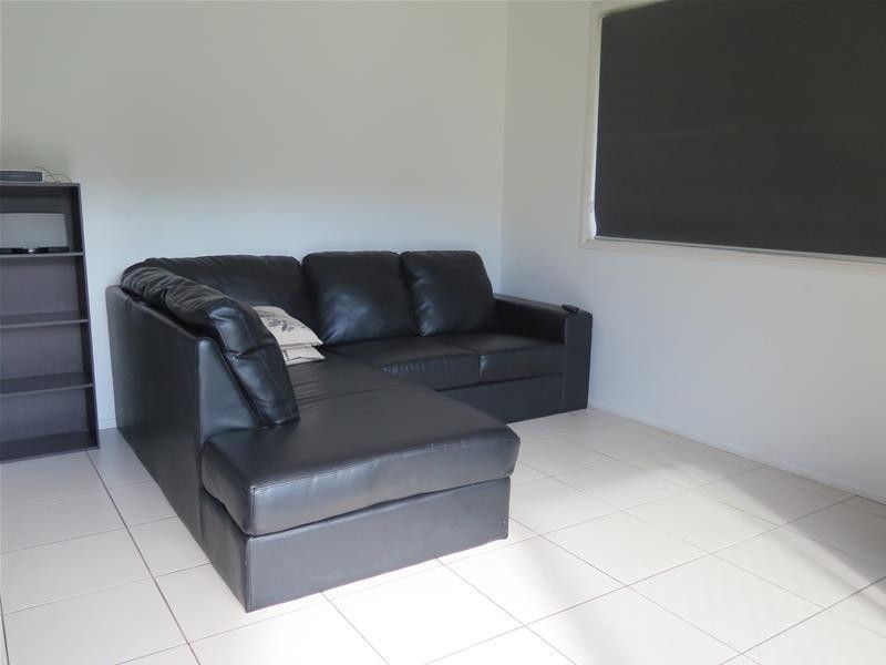 39 Harrier Drive, Burleigh Waters QLD 4220