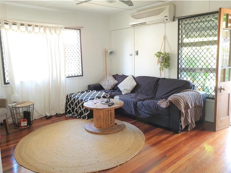 1/27B Fifth Avenue, Palm Beach QLD 4221