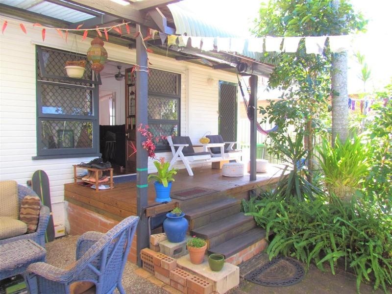 1/27B Fifth Avenue, Palm Beach QLD 4221