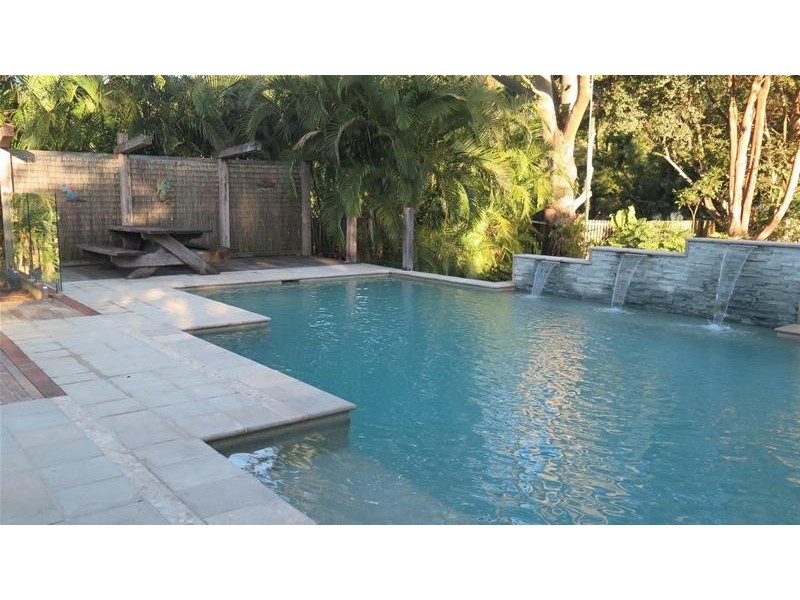 2 Jalinda Court, Currumbin Valley QLD 4223