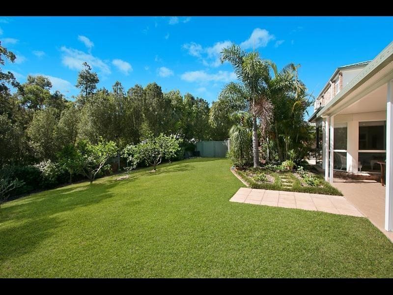 11 Forest Court, Elanora QLD 4221