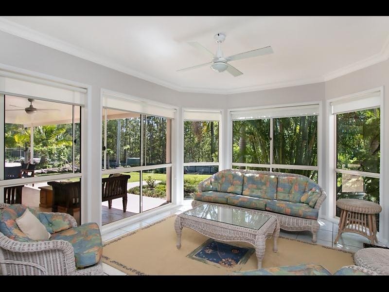 11 Forest Court, Elanora QLD 4221