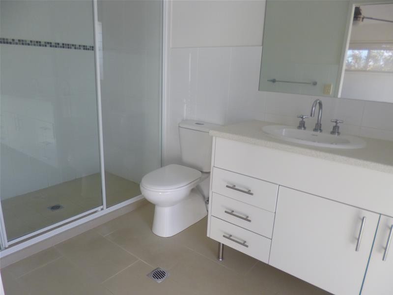 2/83 Tahiti Avenue, Palm Beach QLD 4221