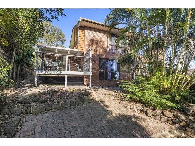 2/10 Daisy Street, Elanora QLD 4221