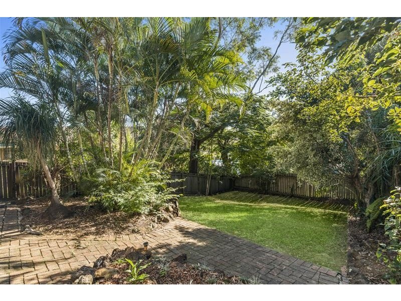 2/10 Daisy Street, Elanora QLD 4221