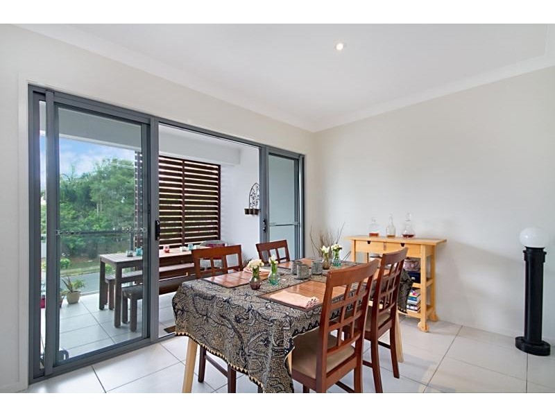 2/25 Brooke Avenue, Palm Beach QLD 4221