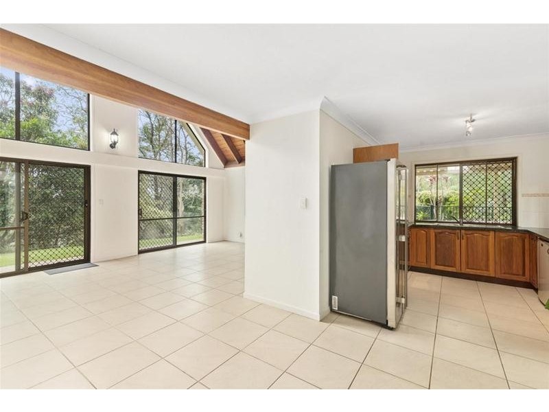 28 Wirildar Drive, Elanora QLD 4221