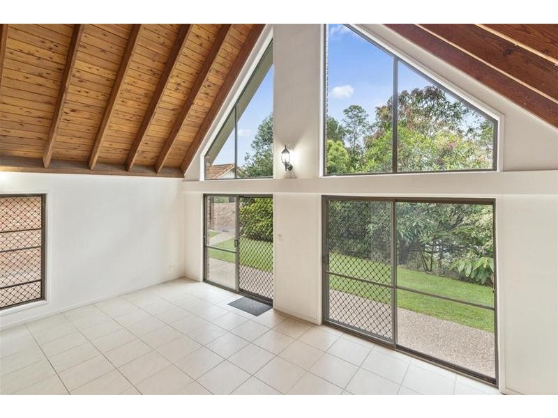 28 Wirildar Drive, Elanora QLD 4221