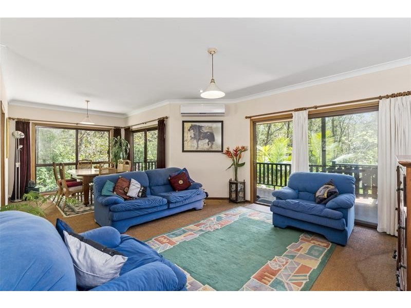 9 Gough Place, Currumbin Waters QLD 4223