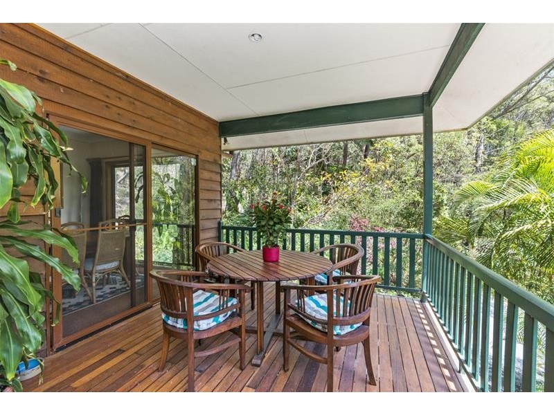 9 Gough Place, Currumbin Waters QLD 4223