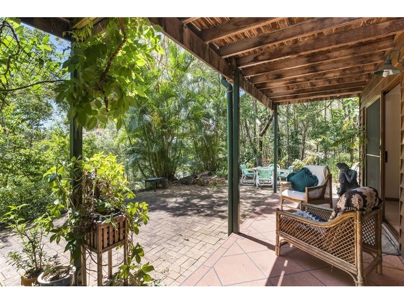 9 Gough Place, Currumbin Waters QLD 4223