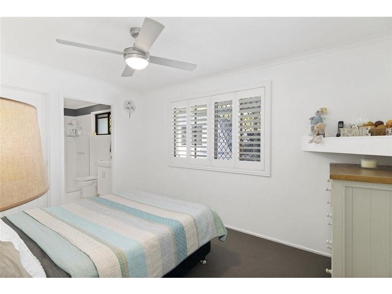 18 Ware Drive, Currumbin Waters QLD 4223