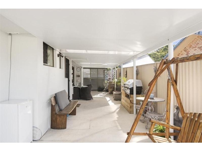 18 Ware Drive, Currumbin Waters QLD 4223