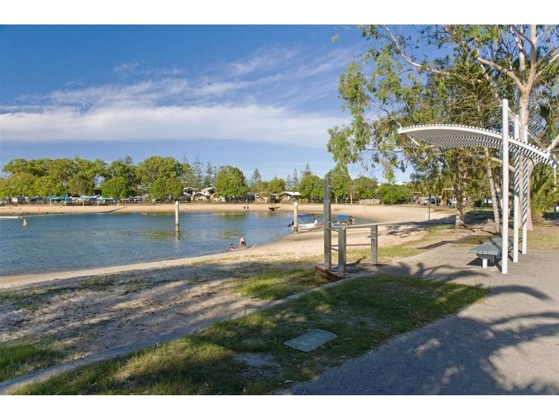 6/7 Twenty Seventh Avenue, Palm Beach QLD 4221