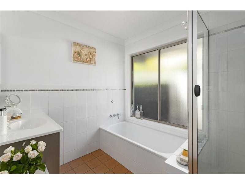 2/9 Tarni Avenue, Palm Beach QLD 4221