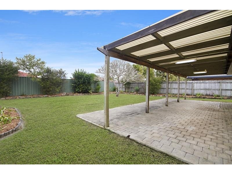 54 K P McGrath Drive, Elanora QLD 4221