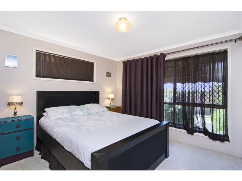 4 Bryony Place, Elanora QLD 4221