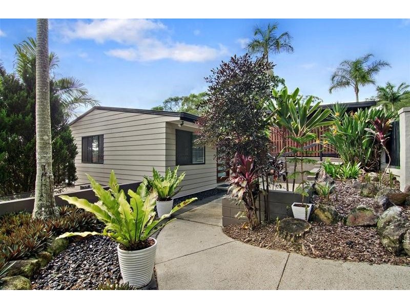 22 Hoffschildt Drive, Currumbin Waters QLD 4223