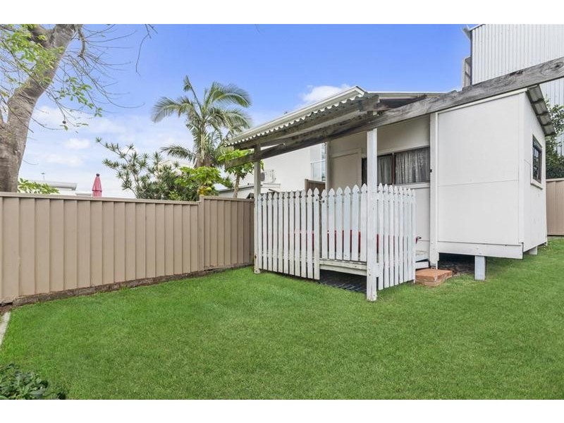 210 Cypress Terrace, Palm Beach QLD 4221